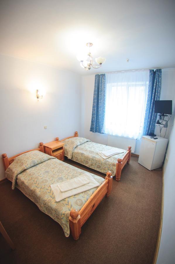 Hotel Radiola Yaremche Bagian luar foto